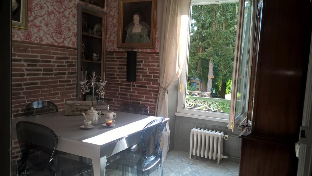 לינה וארוחת בוקר לה מאנש Le Clos Manceau מראה חיצוני תמונה