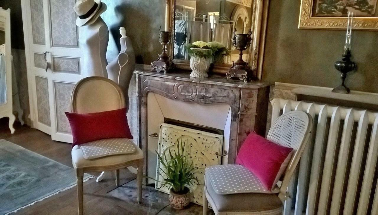 לינה וארוחת בוקר לה מאנש Le Clos Manceau מראה חיצוני תמונה