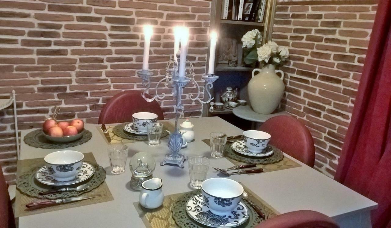 לינה וארוחת בוקר לה מאנש Le Clos Manceau מראה חיצוני תמונה