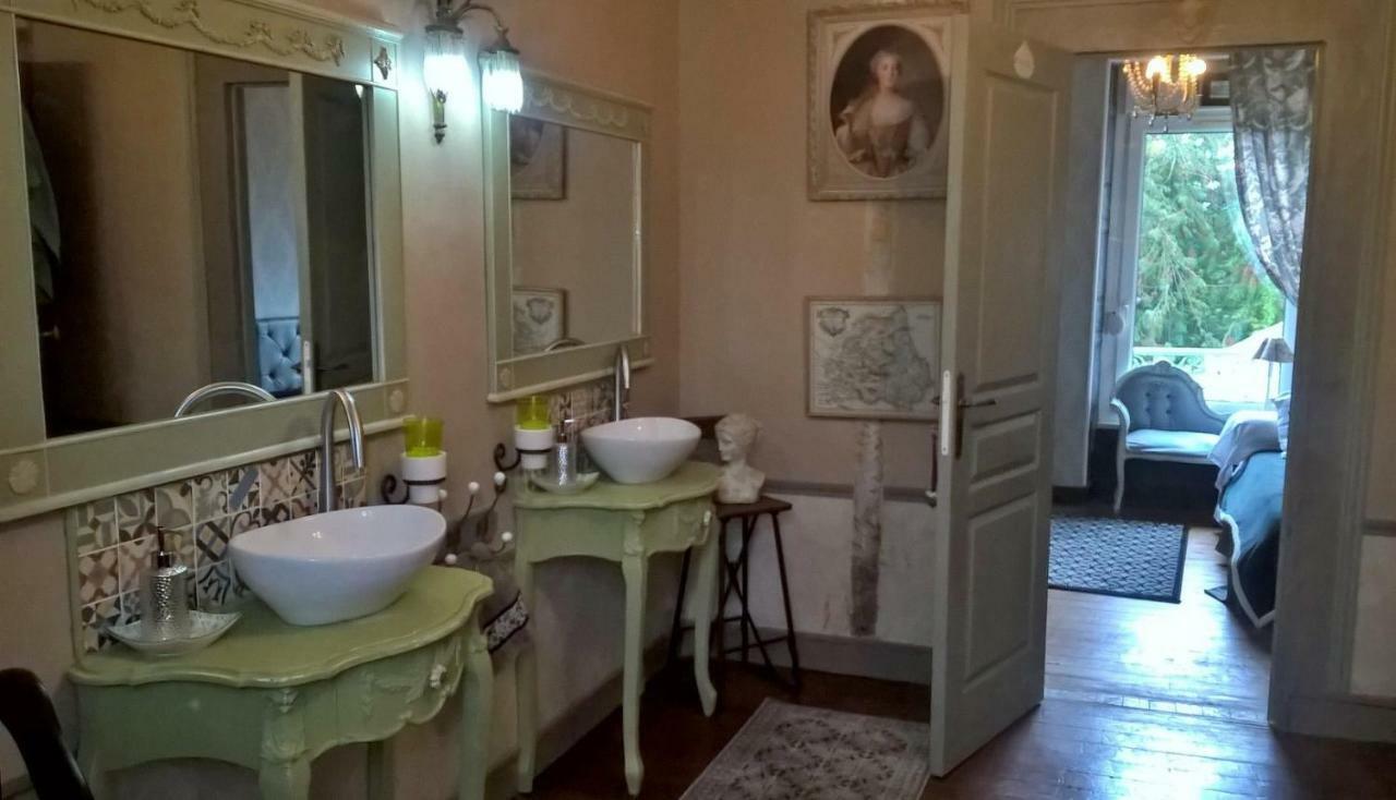 לינה וארוחת בוקר לה מאנש Le Clos Manceau מראה חיצוני תמונה