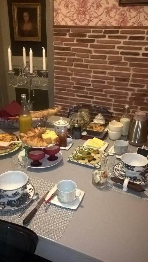 לינה וארוחת בוקר לה מאנש Le Clos Manceau מראה חיצוני תמונה