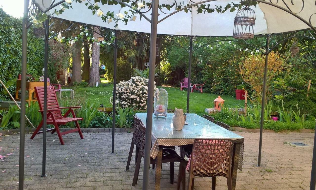 לינה וארוחת בוקר לה מאנש Le Clos Manceau מראה חיצוני תמונה